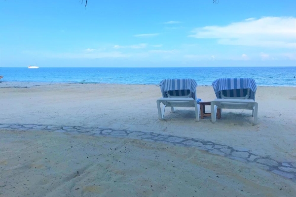 Hotel CocoLaPalm Seaside Resort (Whitehall)